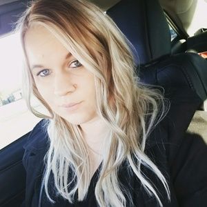 Meet your Posher, Suzanna